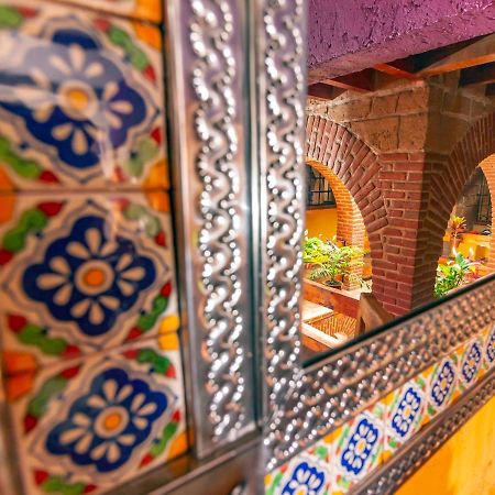 Mex Suites Casa Azul B&B เม็กซิโกซิตี้ ภายนอก รูปภาพ
