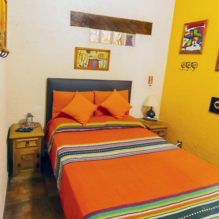 Mex Suites Casa Azul B&B เม็กซิโกซิตี้ ภายนอก รูปภาพ