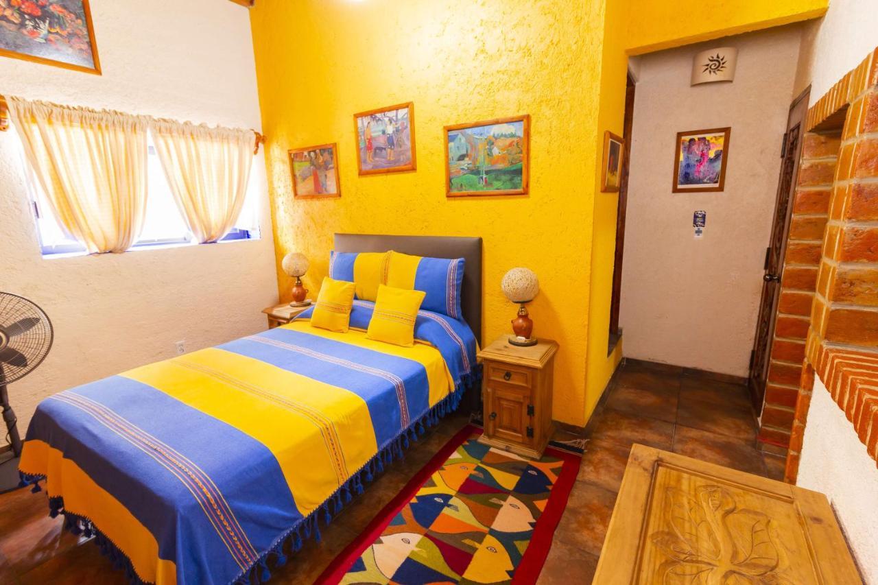 Mex Suites Casa Azul B&B เม็กซิโกซิตี้ ภายนอก รูปภาพ