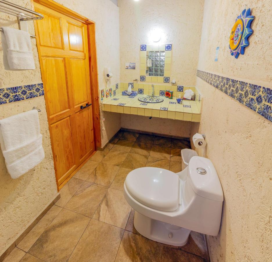 Mex Suites Casa Azul B&B เม็กซิโกซิตี้ ภายนอก รูปภาพ