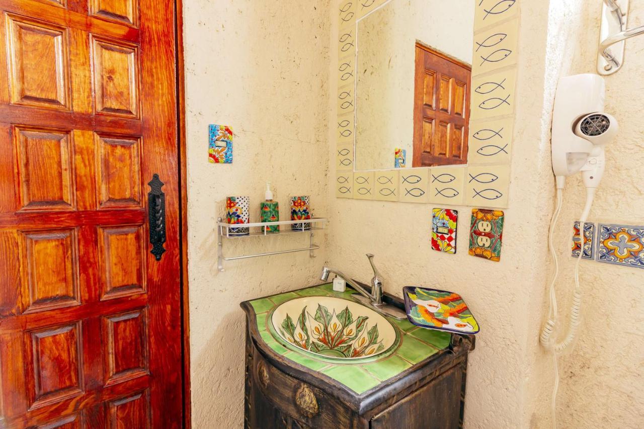 Mex Suites Casa Azul B&B เม็กซิโกซิตี้ ภายนอก รูปภาพ