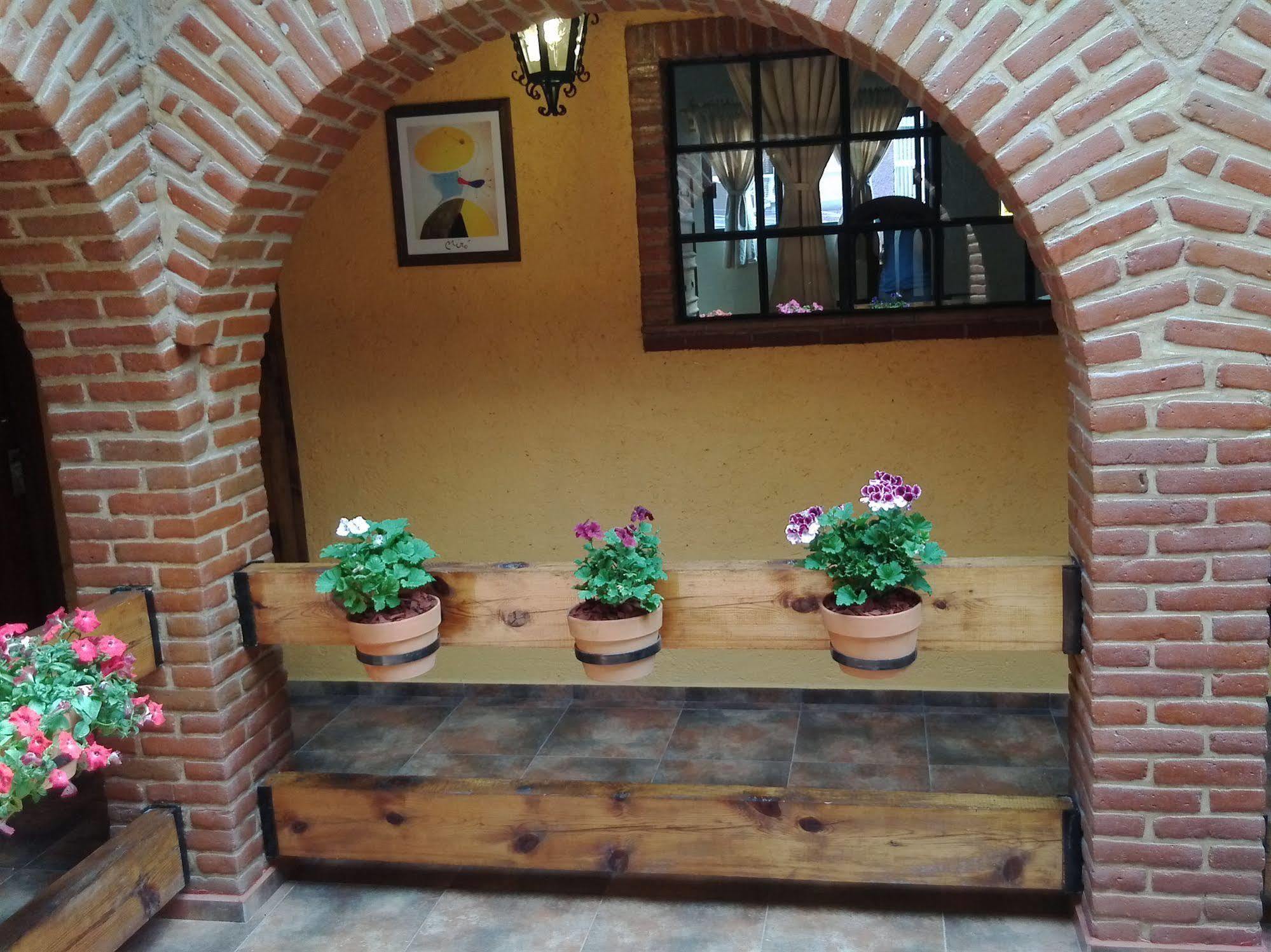Mex Suites Casa Azul B&B เม็กซิโกซิตี้ ภายนอก รูปภาพ
