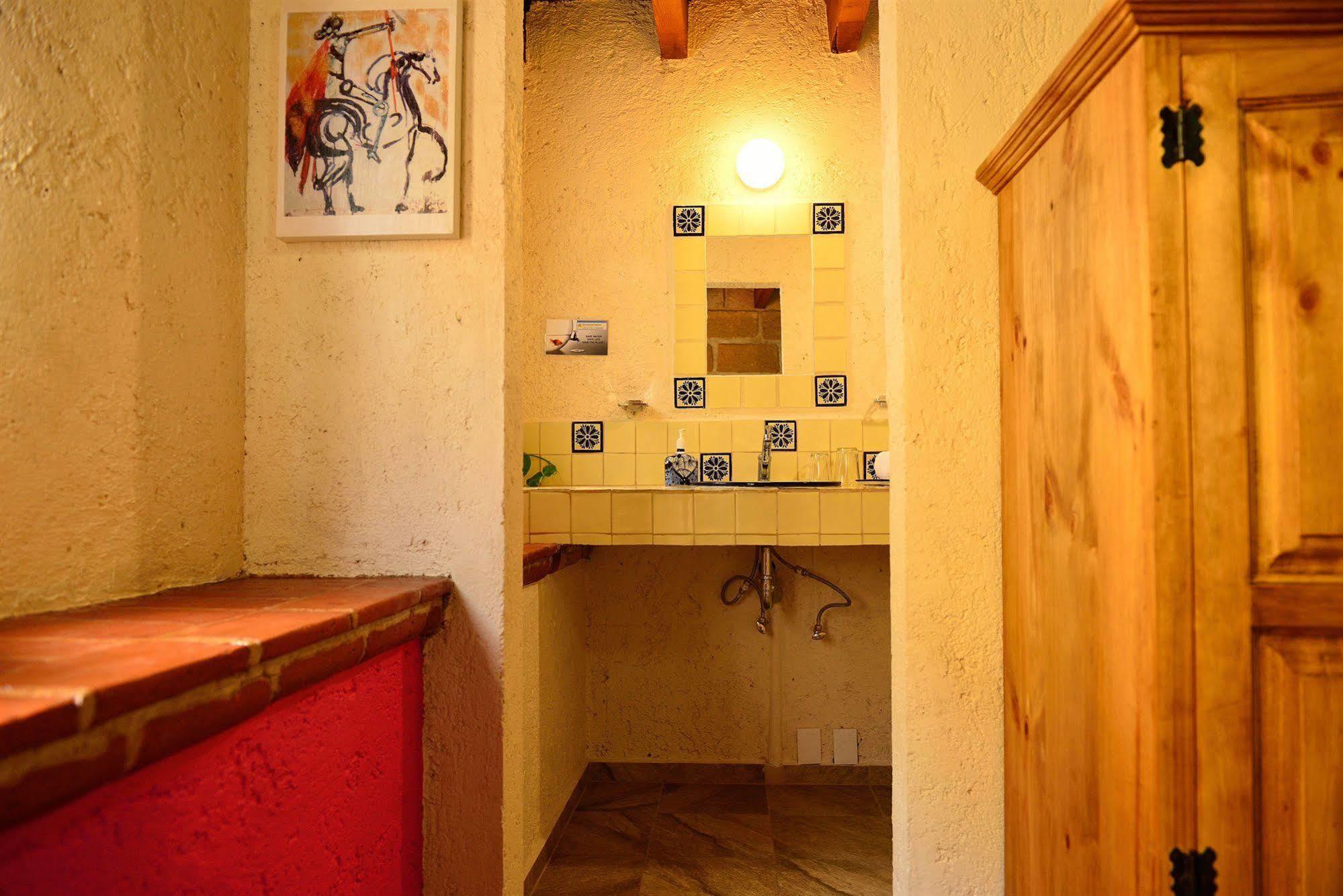 Mex Suites Casa Azul B&B เม็กซิโกซิตี้ ภายนอก รูปภาพ